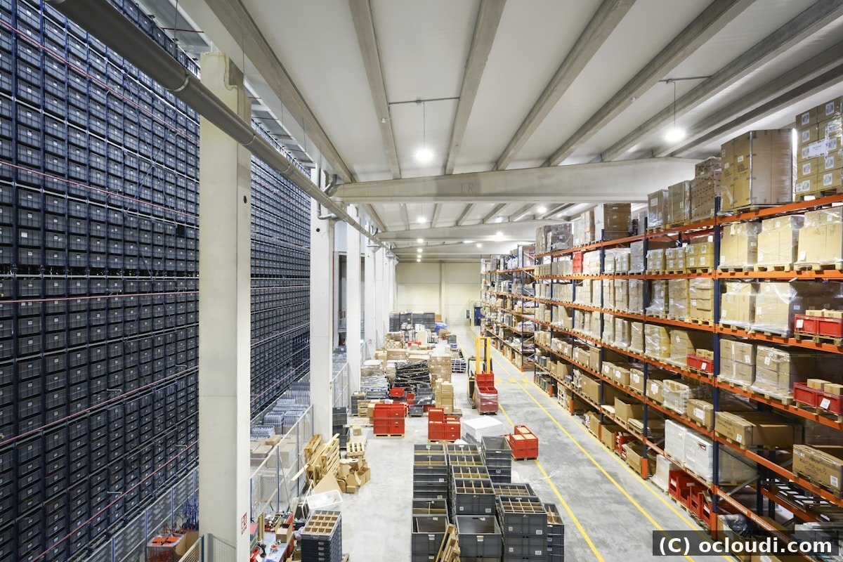 Warehouse and fulfillment operations behind an online store